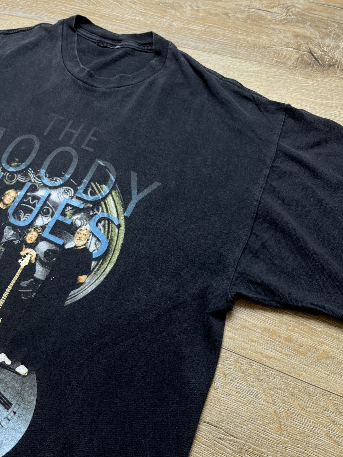 Band Tees VINTAGE GIANT THE MOODY BLUES 1990 T-SHIRT Size US XL / EU 56 / 4 - 4 Thumbnail