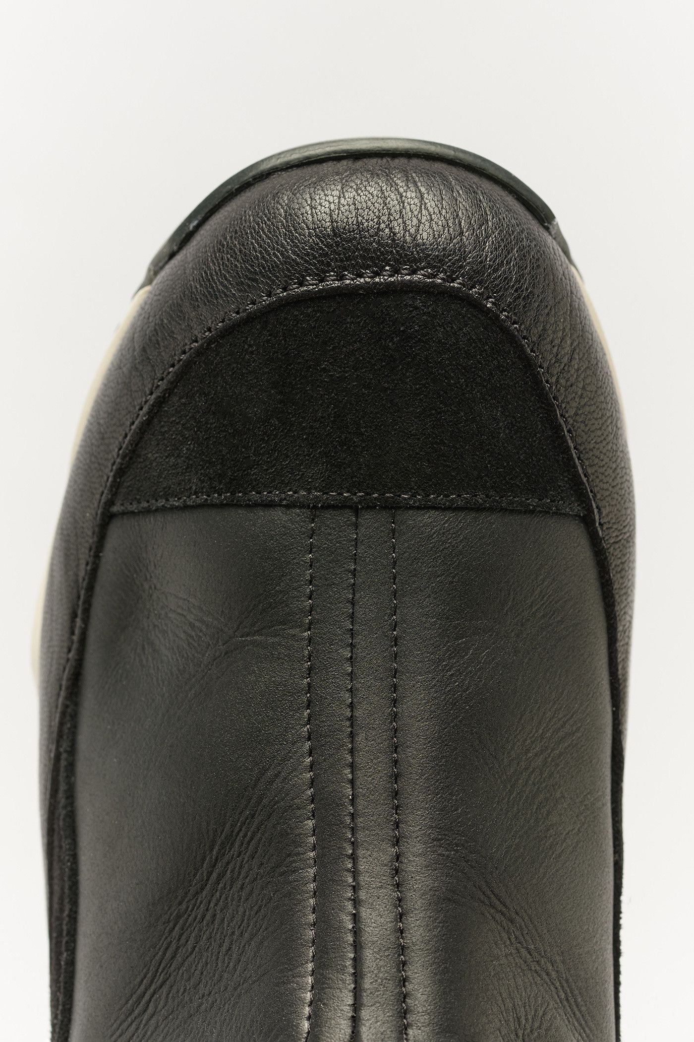 Our Legacy Our Legacy YETI Boots Black Shearling Size US 11 / EU 44 - 8 Thumbnail
