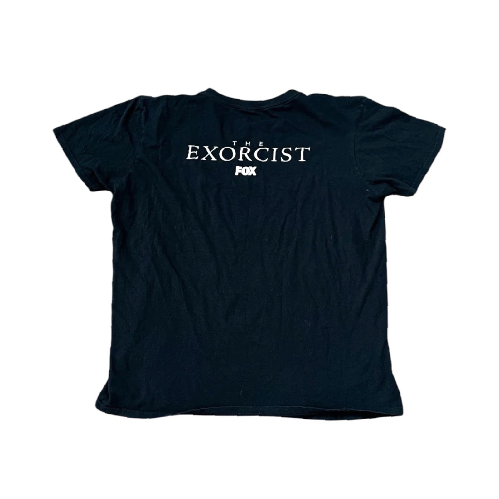 Gildan The Exorcist 2016 Fox TV Movie Promo T-Shirt Priest Collar Mens Large Horror Size US L / EU 52-54 / 3 - 1 Thumbnail