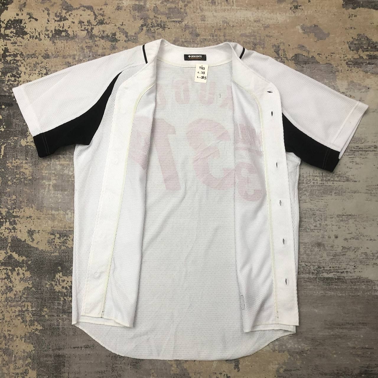 Descente × Japanese Brand T52 KUDO BAITORU'S DESCENTE BASEBALL JERSEY Size US L / EU 52-54 / 3 - 4 Thumbnail
