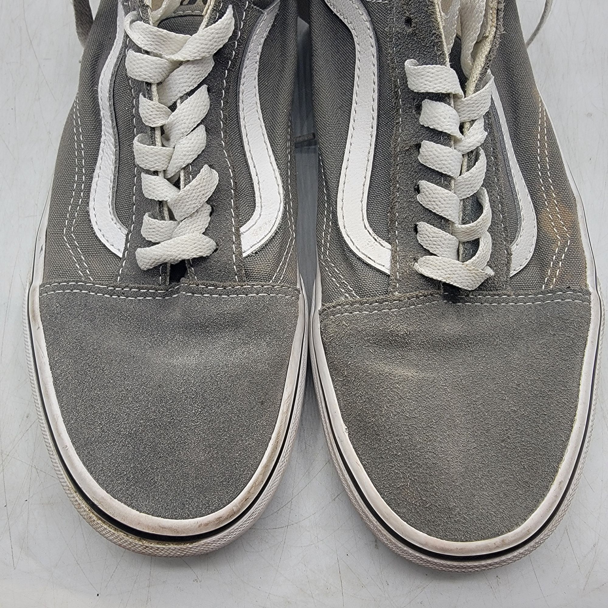 Vans Vans Old Skool Mens 9.5 Gray White Sneaker Shoes Skate Casua Size US 9.5 / EU 42-43 - 10 Thumbnail