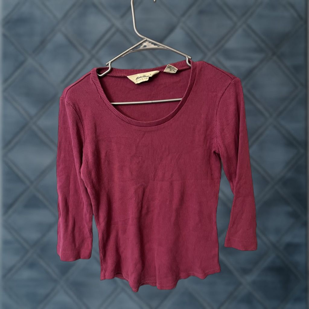 Eddie Bauer Eddie Bauer Knit Top Round Neck 3/4 Sleeve Cotton Tee Sz XS Maroon Size XS / US 0-2 / IT 36-38 - 1 Thumbnail