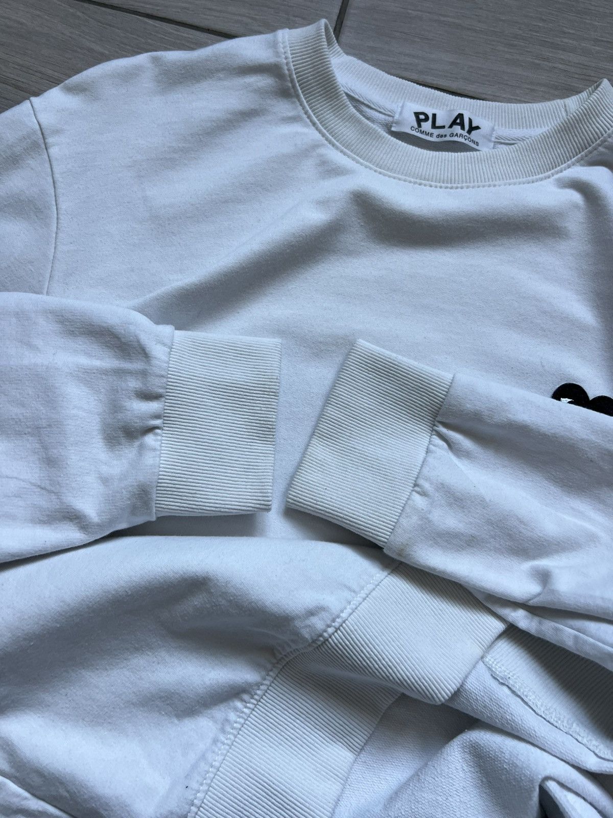 Comme des Garcons Vintage Comme Des Garcons Small Logo Love Sweatshirt White Size US M / EU 48-50 / 2 - 12 Thumbnail