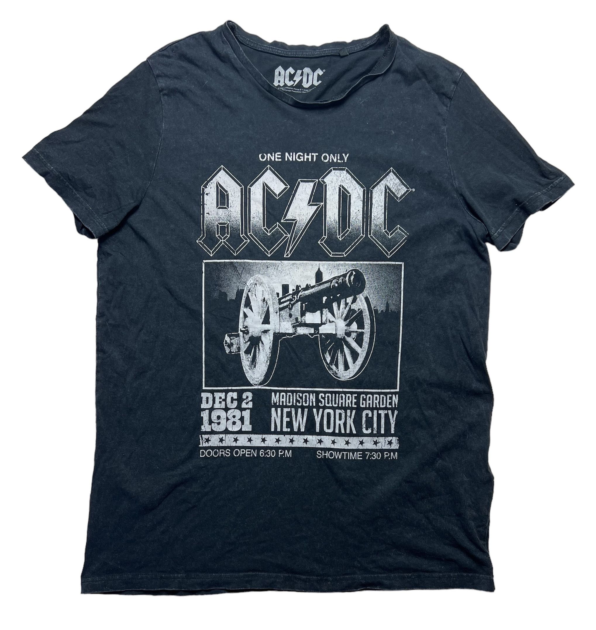 Vintage Rare Vintage AC/DC Madison Square Garden Band tee 90s | Grailed