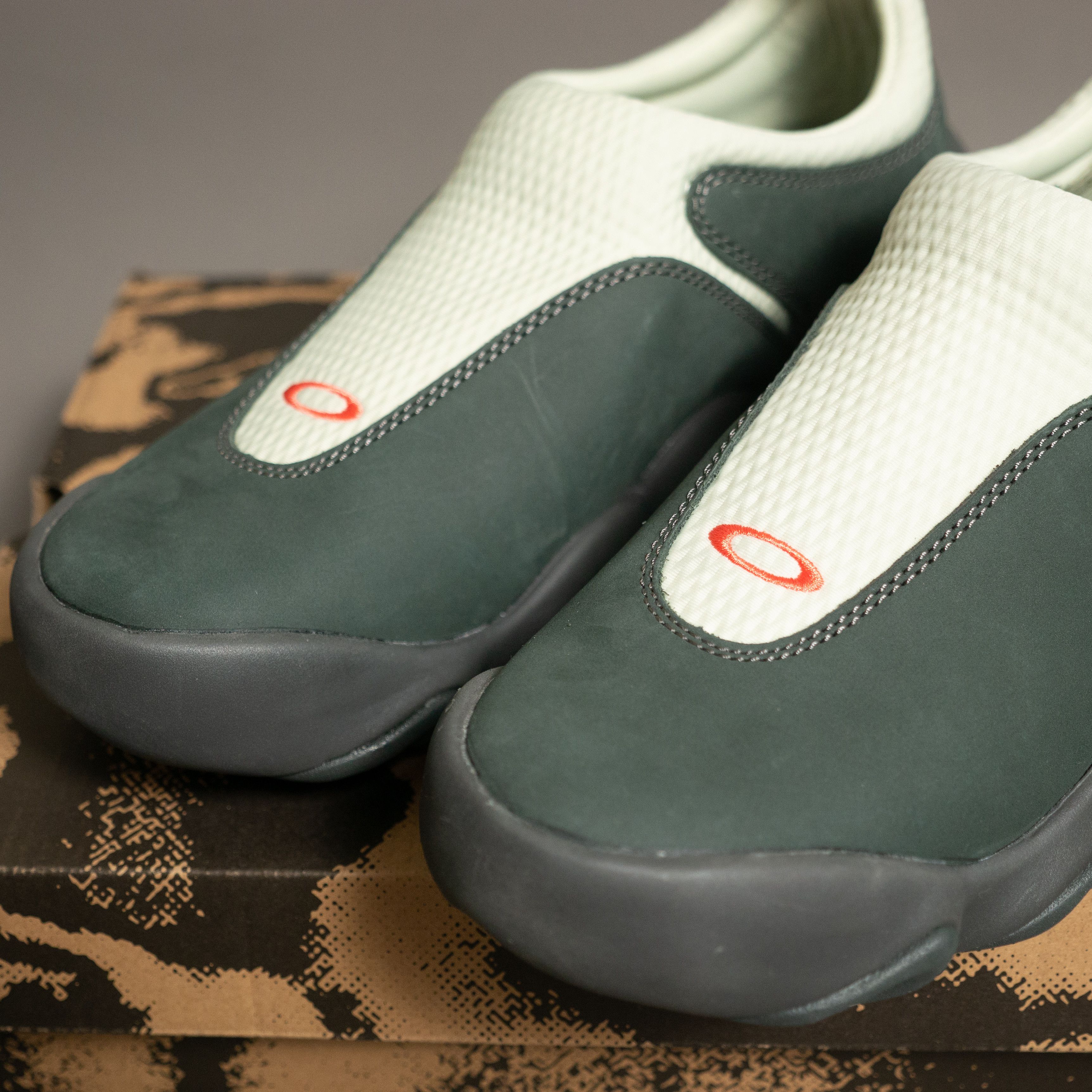 Brain Dead × Oakley Brain Dead x Oakley Flesh Meadow/Scarab Sneaker Slip Ons New Size US 8 / EU 41 - 4 Thumbnail