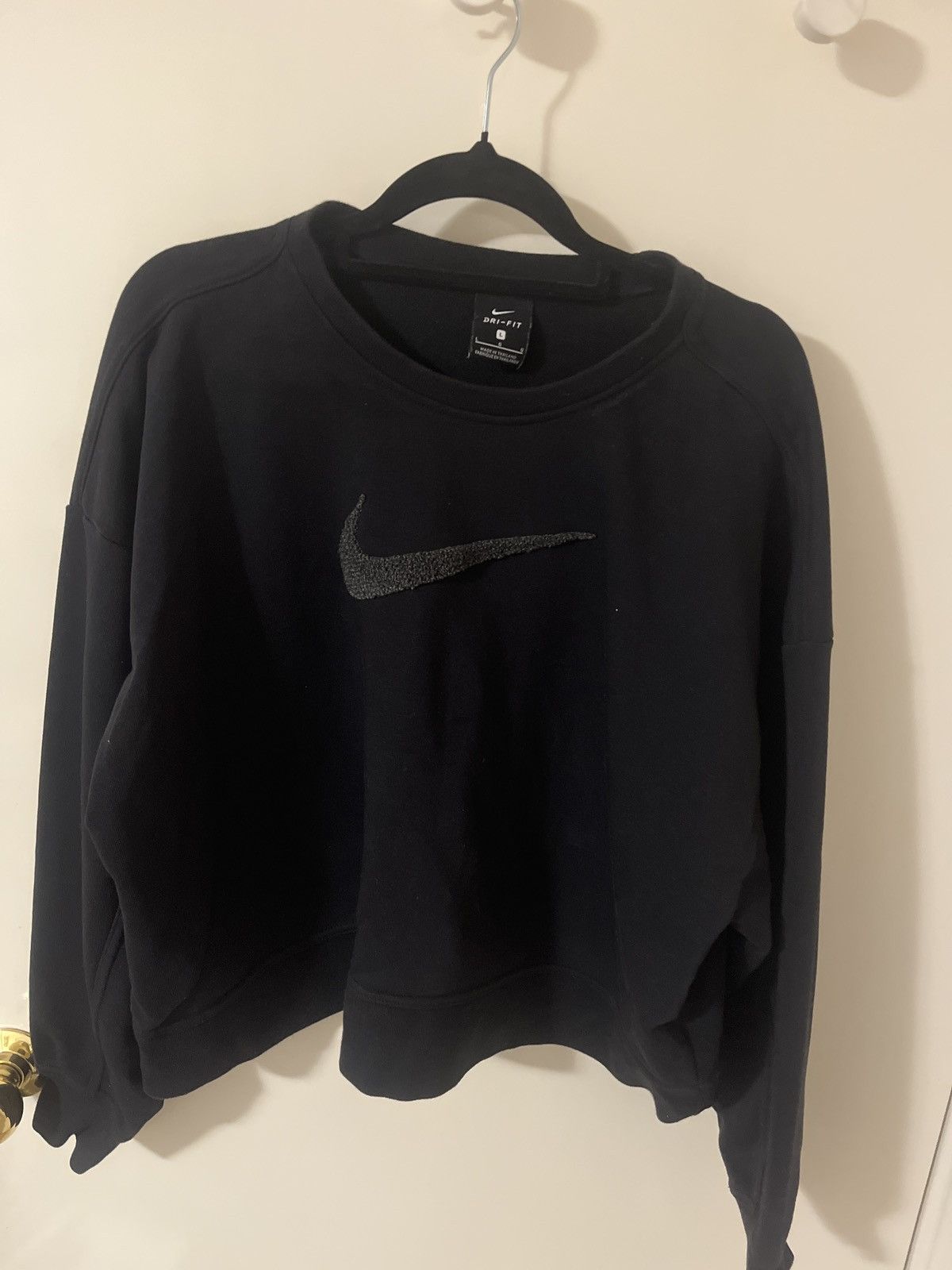 Nike Black Oversized Cropped Jumper Size L / US 10 / IT 46 - 1 Thumbnail