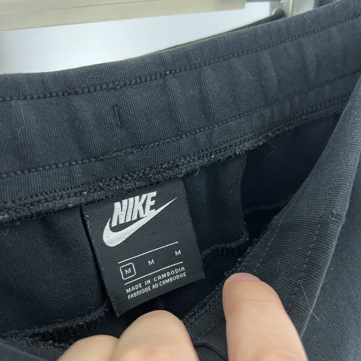 Nike Nike Tech Fleece Mini Logo Drill Sweatpants Size US 32 / EU 48 - 6 Thumbnail