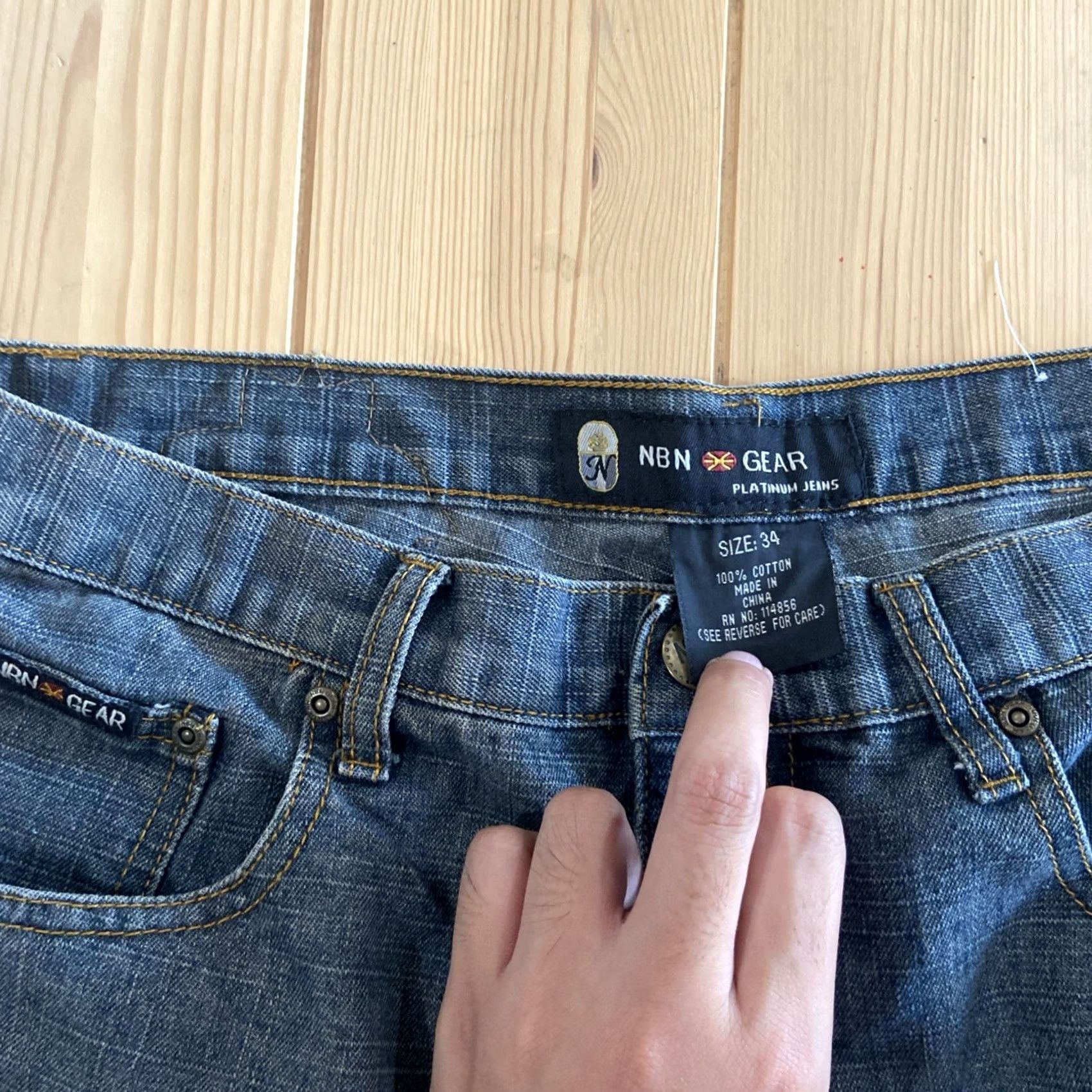 Vintage NBN Gear Men’s Blue Distressed Baggy Jorts Size 34 Denim 90s Casual Relaxed Pockets Distressed Front Flat Front Chin o Size US 34 / EU 50 - 5 Thumbnail