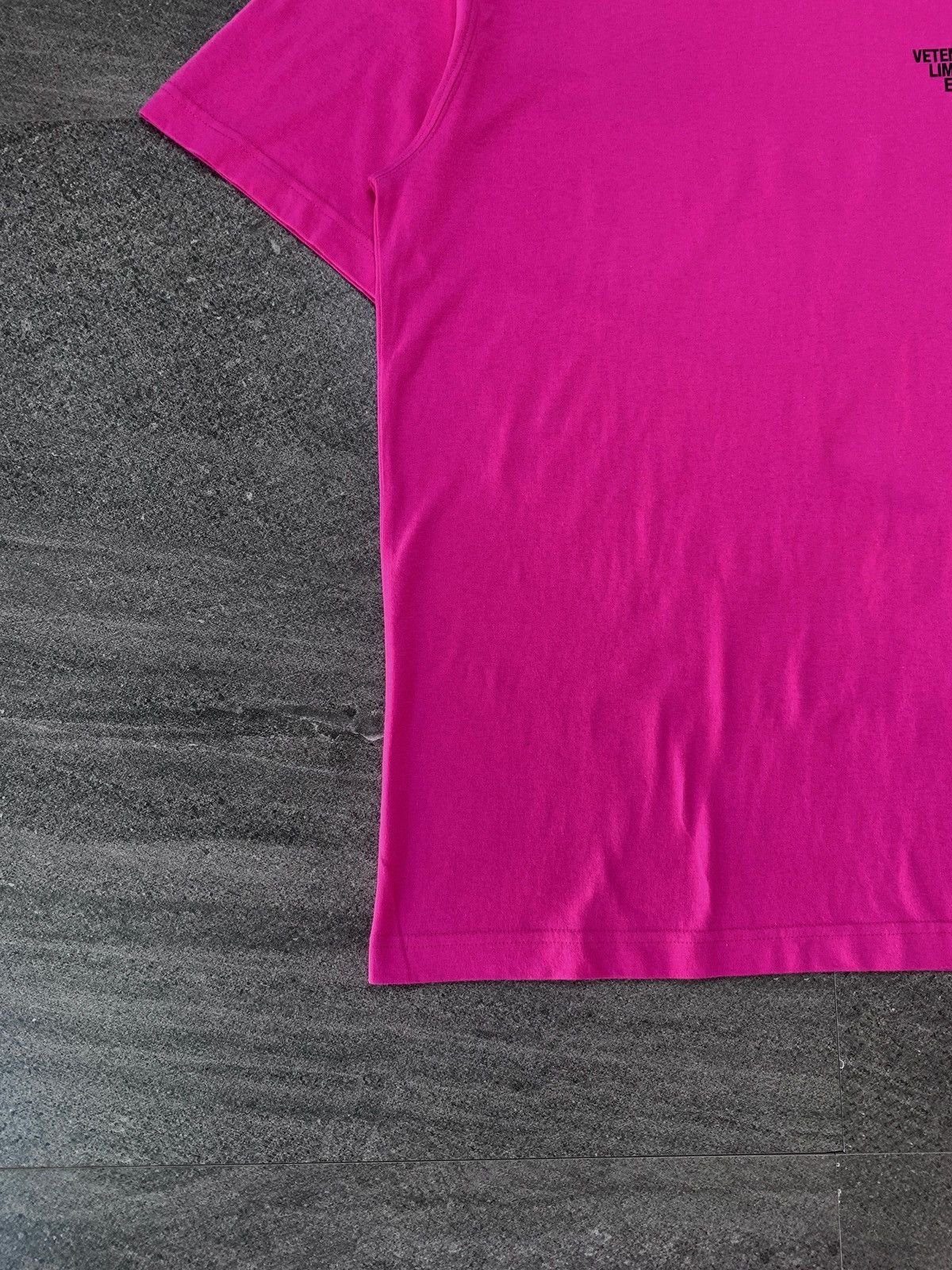 Vetements Limited Edition tee Size US M / EU 48-50 / 2 - 4 Thumbnail