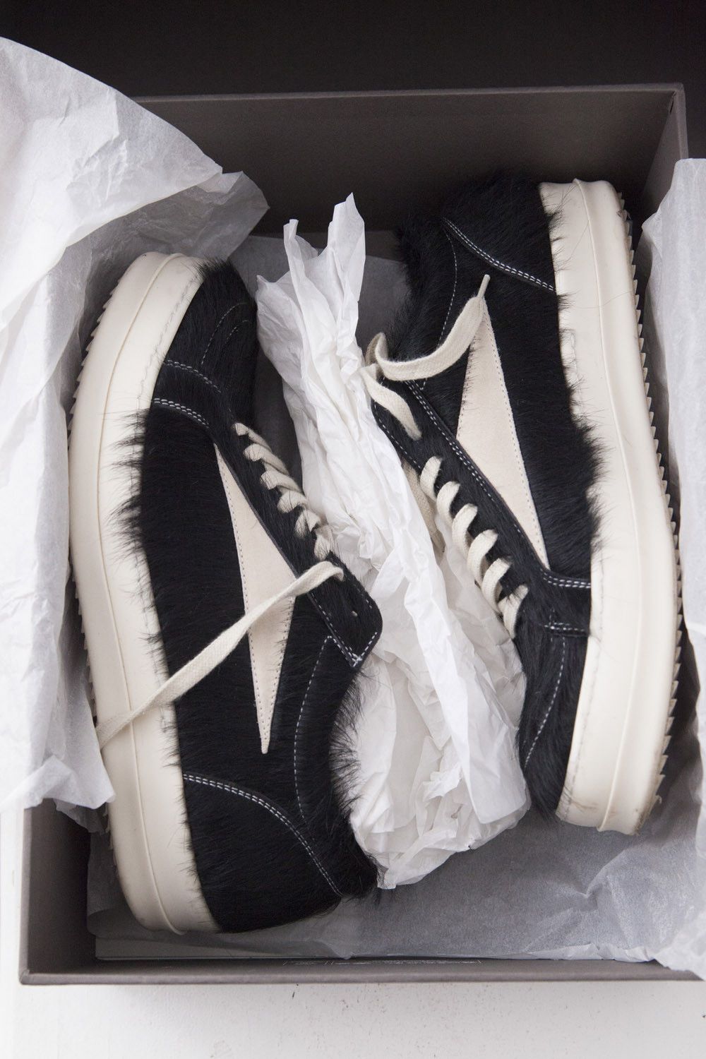 Rick Owens SS24 Pony hair vintage Vans low sneakers Size US 9 / EU 42 - 10 Thumbnail
