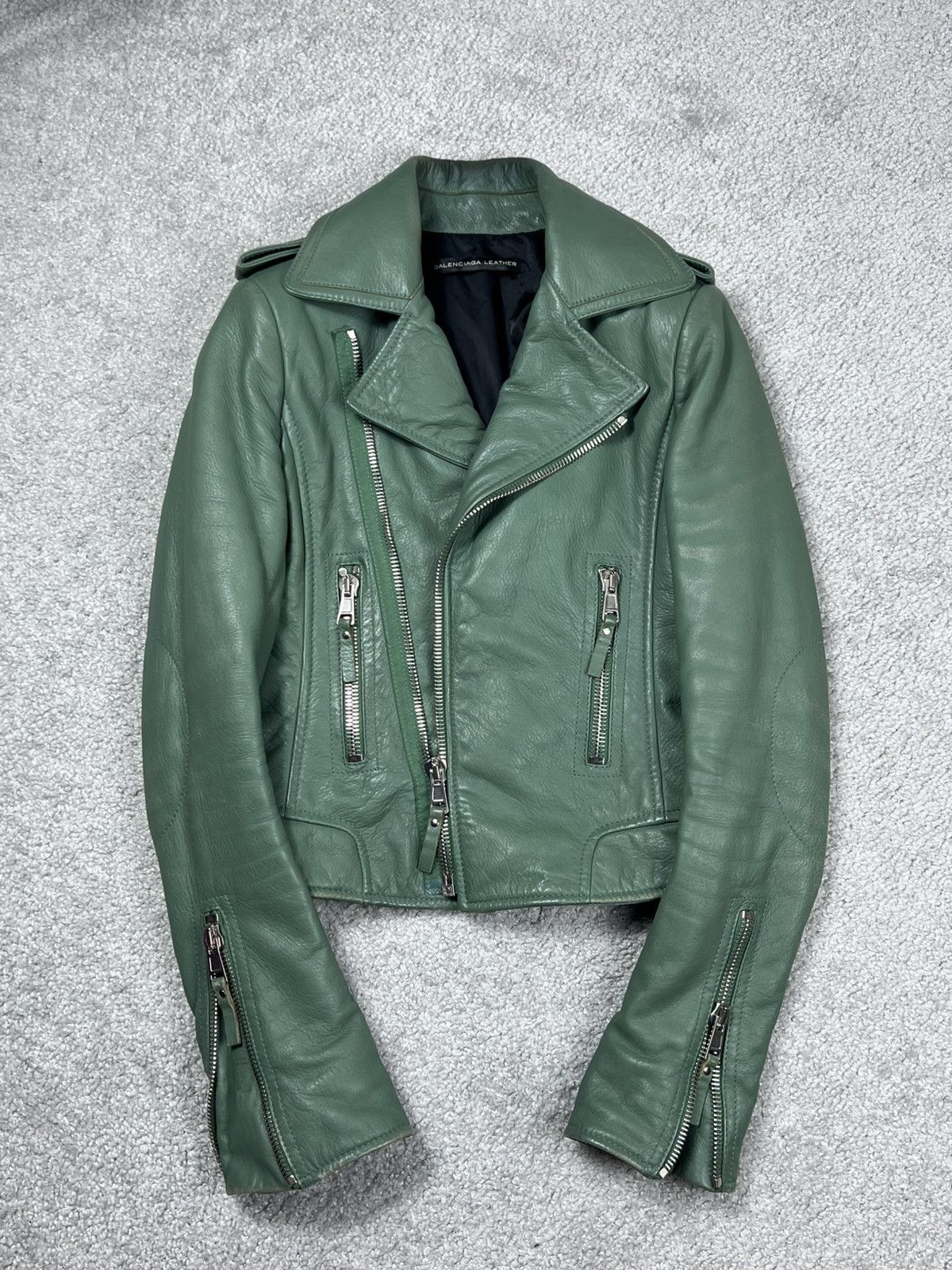 Balenciaga Balenciaga Green Leather Biker Jacket Size XS / US 0-2 / IT 36-38 - 1 Thumbnail