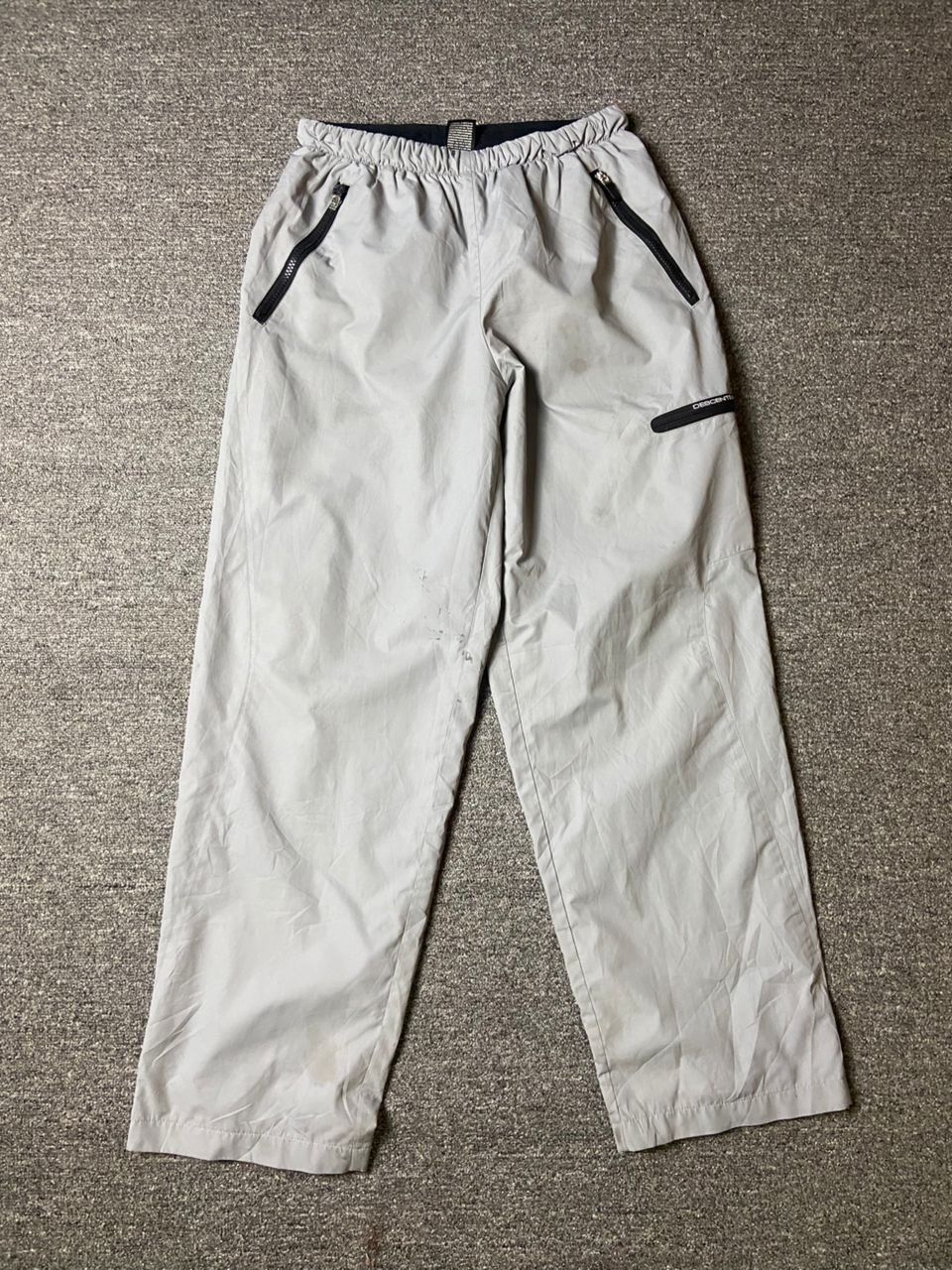 Descente × Japanese Brand × Vintage Descente Brand Long Track Suit Pants (120) Size US 26 / EU 42 - 1 Thumbnail