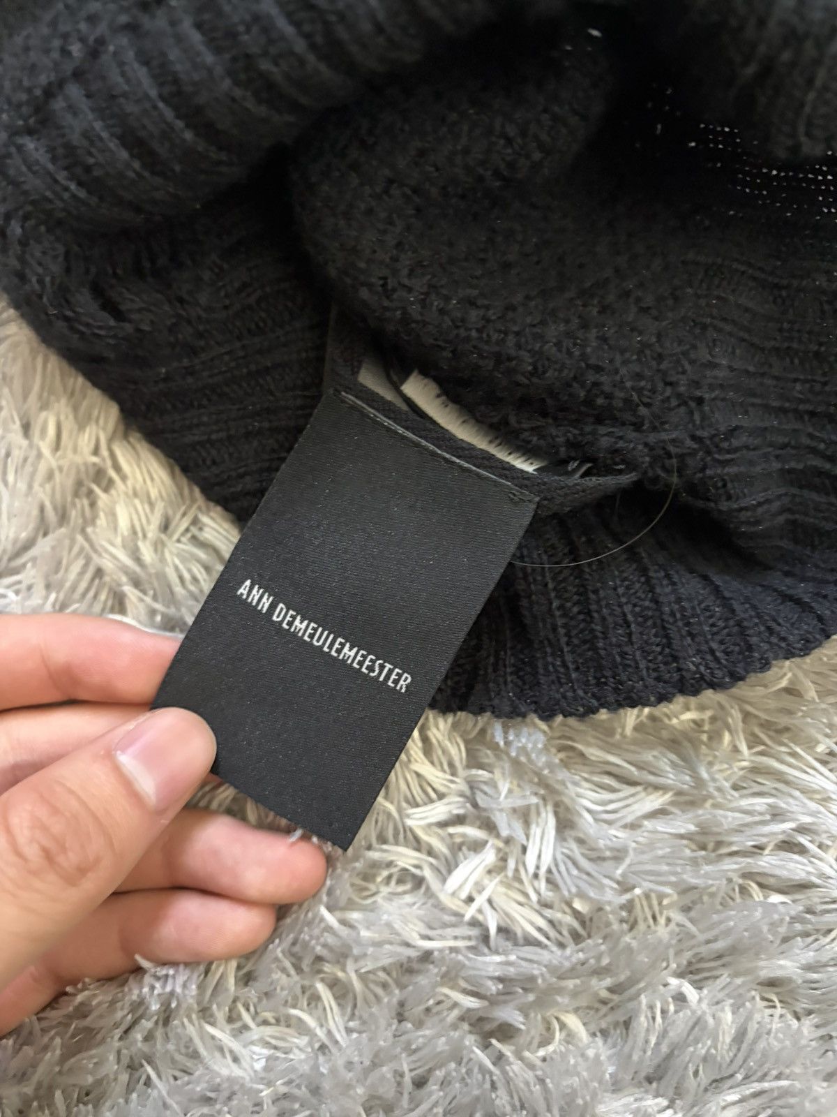 Ann Demeulemeester ANN D DISTRESSED BEANIE Size ONE SIZE - 3 Thumbnail