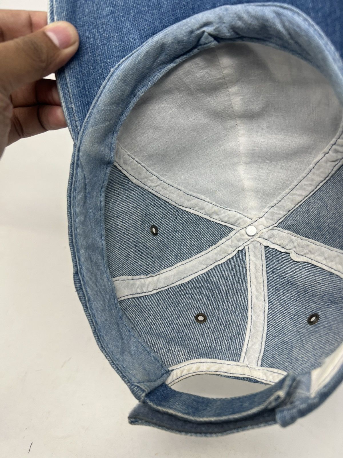 Vintage Vintage Winnie The Pooh Denim Hat Cap Size ONE SIZE - 10 Thumbnail