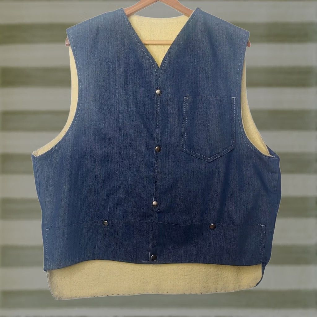 Denime VINTAGE Vest Denim Blue Jean L Sherpa Lined Western Work READ Mens 24" Chest 24" Front 27.5" Back Size US 33 - 1 Thumbnail