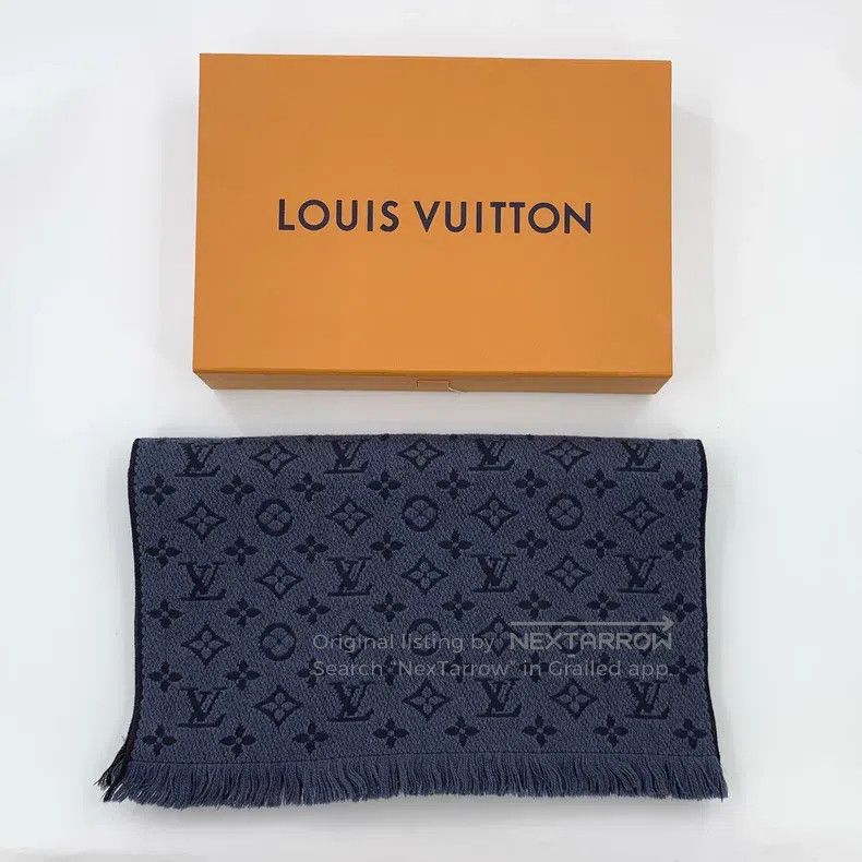 Louis Vuitton Louis Vuitton Dark blue logo full print wool tassel scarf Size ONE SIZE - 9 Thumbnail