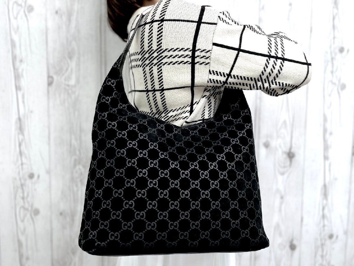 Gucci Vintage Gucci Tom Ford Bag Black Suede Excellent Condition Size ONE SIZE - 2 Thumbnail