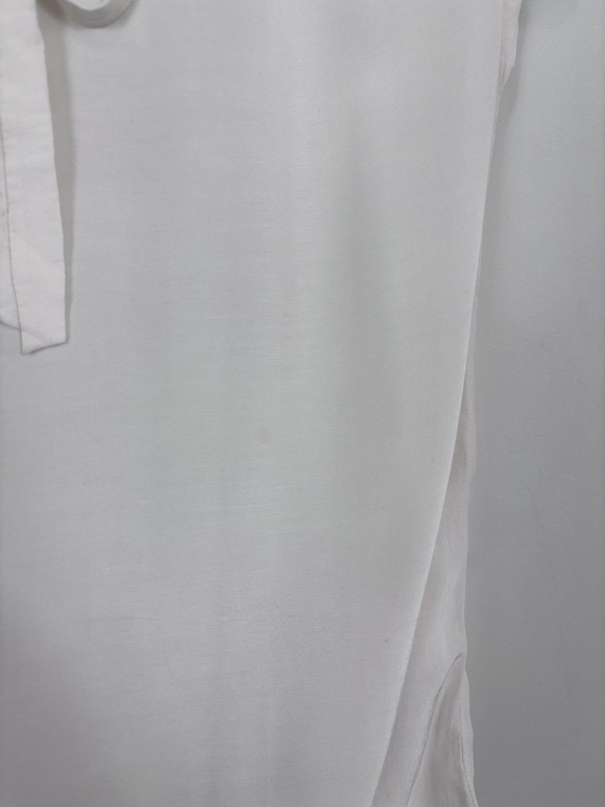 Boutique Moschino Moschino Boutique Women’s Rayon Ecru White Blouse T-Shirt Size M / US 6-8 / IT 42-44 - 9 Thumbnail