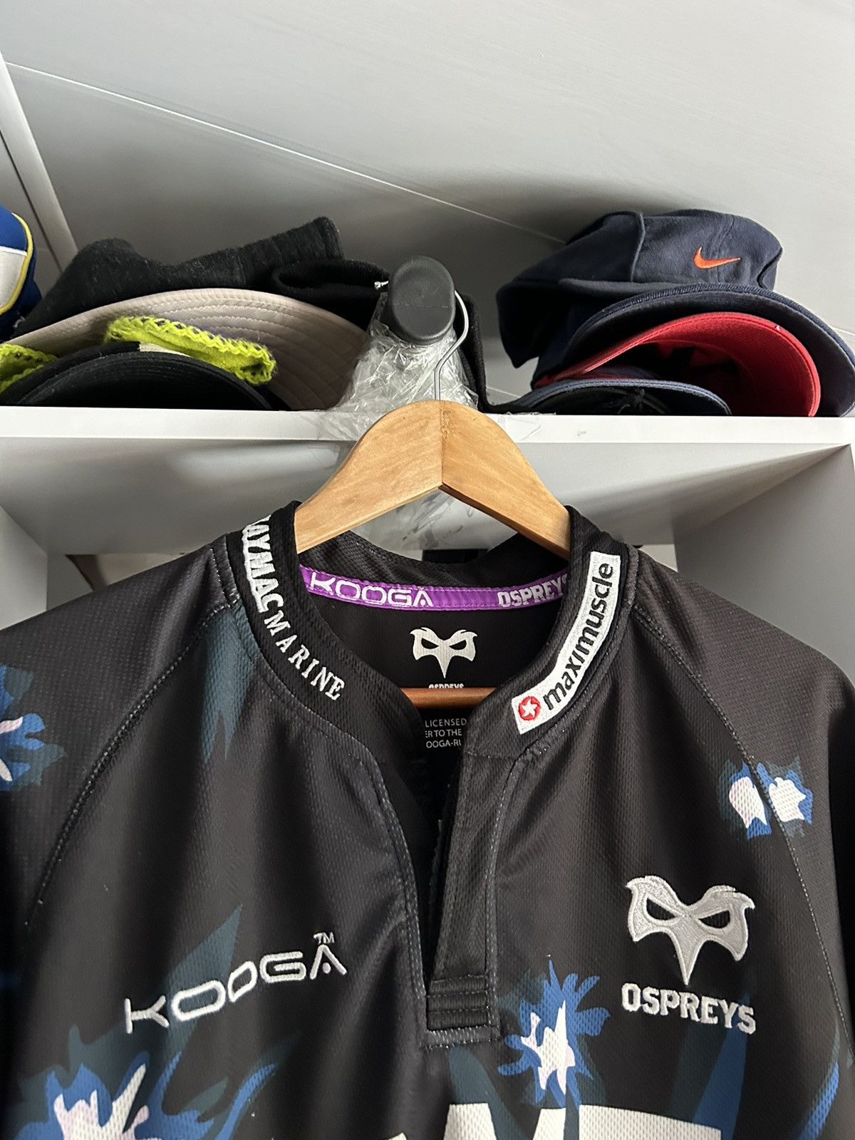 Other OSPREYS 2010/11 3RD RUGBY SHIRT jersey Size US M / EU 48-50 / 2 - 9 Thumbnail
