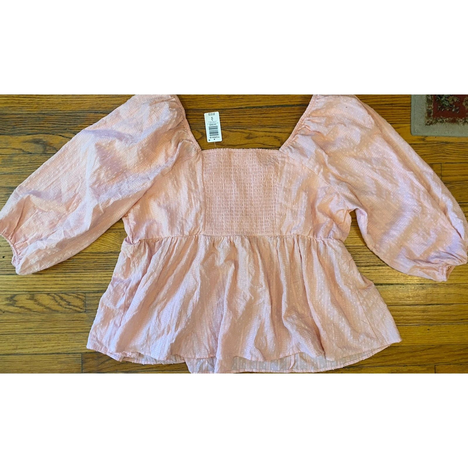 Torrid NWT Torrid Blouse Women’s Shirt Plus 4X $60 Peach Size 4XL / US 24-26 - 4 Thumbnail