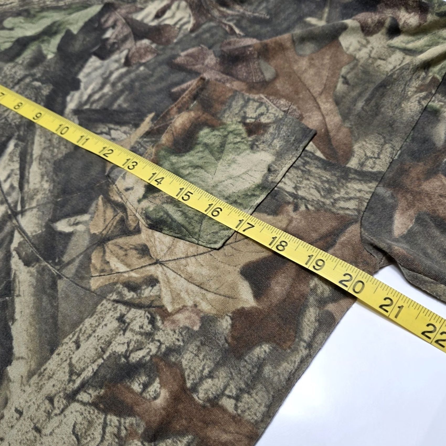 Vintage VINTAGE Camo Men’s Pocket T-Shirt Long Sleeve 90s Timber Hunting Advantage Crew Neck Mens Mid M Brown Size US M / EU 48-50 / 2 - 5 Thumbnail