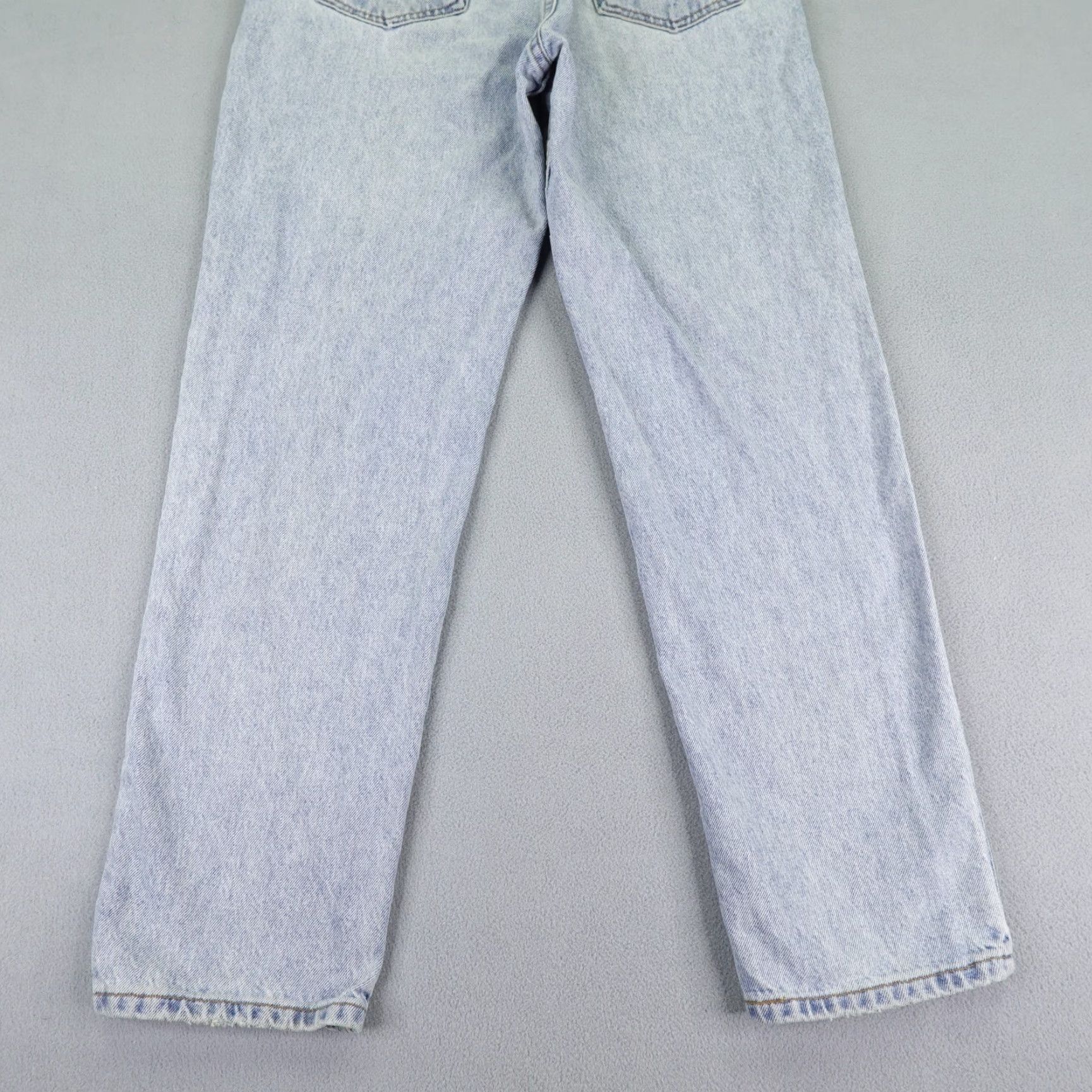 Levi's VINTAGE Levi's Jeans Mens 34x30 Blue Denim 540 Relaxed Light Wash Brown Tab Y2K Logo Pockets 540 Straight Jeans Mens Blue 34x30 Size US 32 / EU 48 - 6 Thumbnail