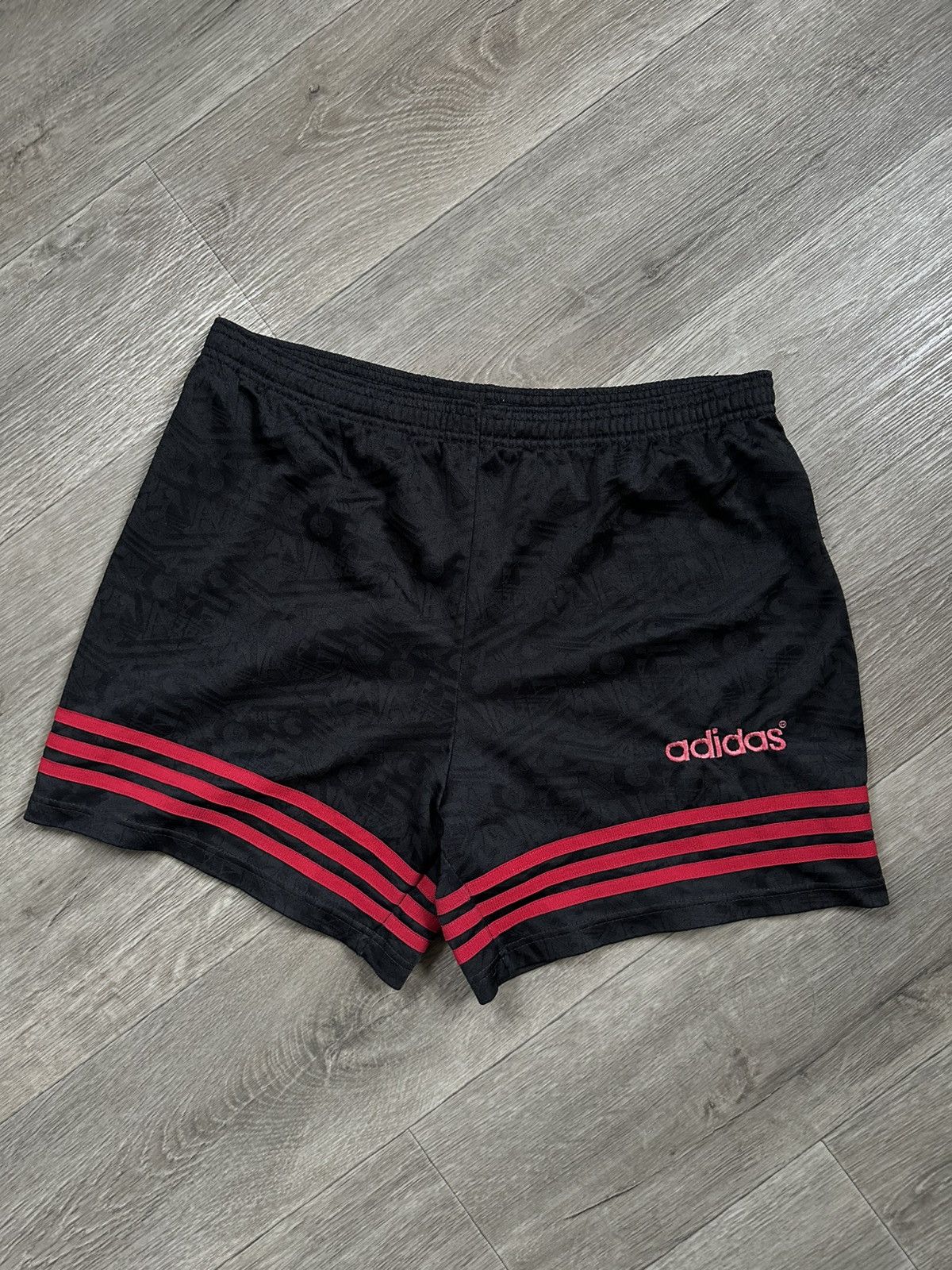 Adidas 🫧 ADIDAS VINTAGE 90s SHORTS MADE IN UK Size US 34 / EU 50 - 1 Thumbnail
