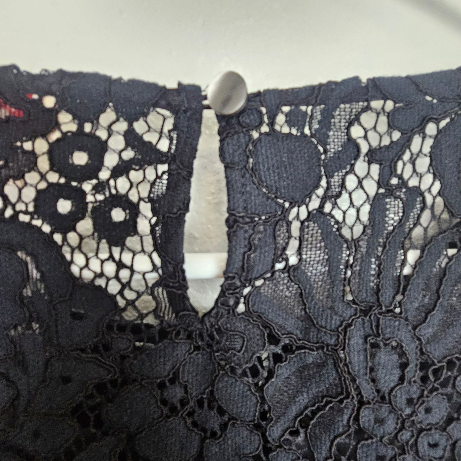 Brooks Brothers Brooks Brothers Red Fleece Women Floral Lace Blouse 6 Preppy Size M / US 6-8 / IT 42-44 - 9 Thumbnail