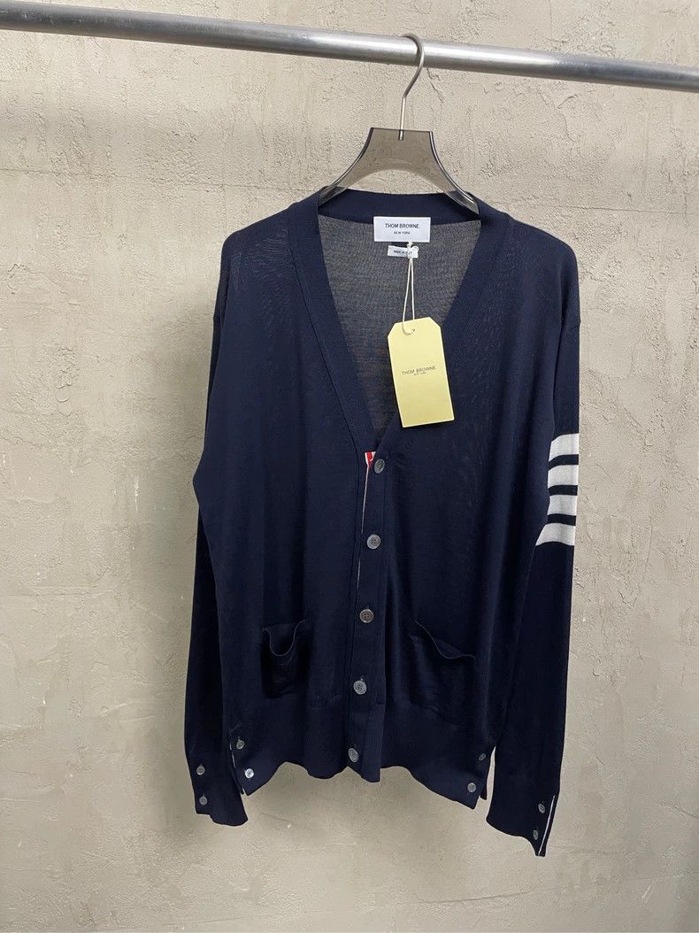 Thom Browne Thom browne Dark blue four-striped wool knitted cardigan 25 Size US XL / EU 56 / 4 - 1 Thumbnail