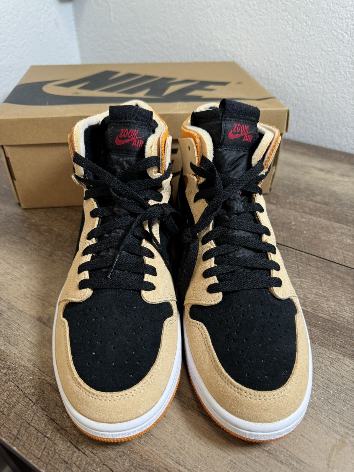Jordan Brand Air Jordan 1 Zoom Comfort High Pumpkin Spice Size 10.5 Mens Size US 10.5 / EU 43-44 - 3 Thumbnail