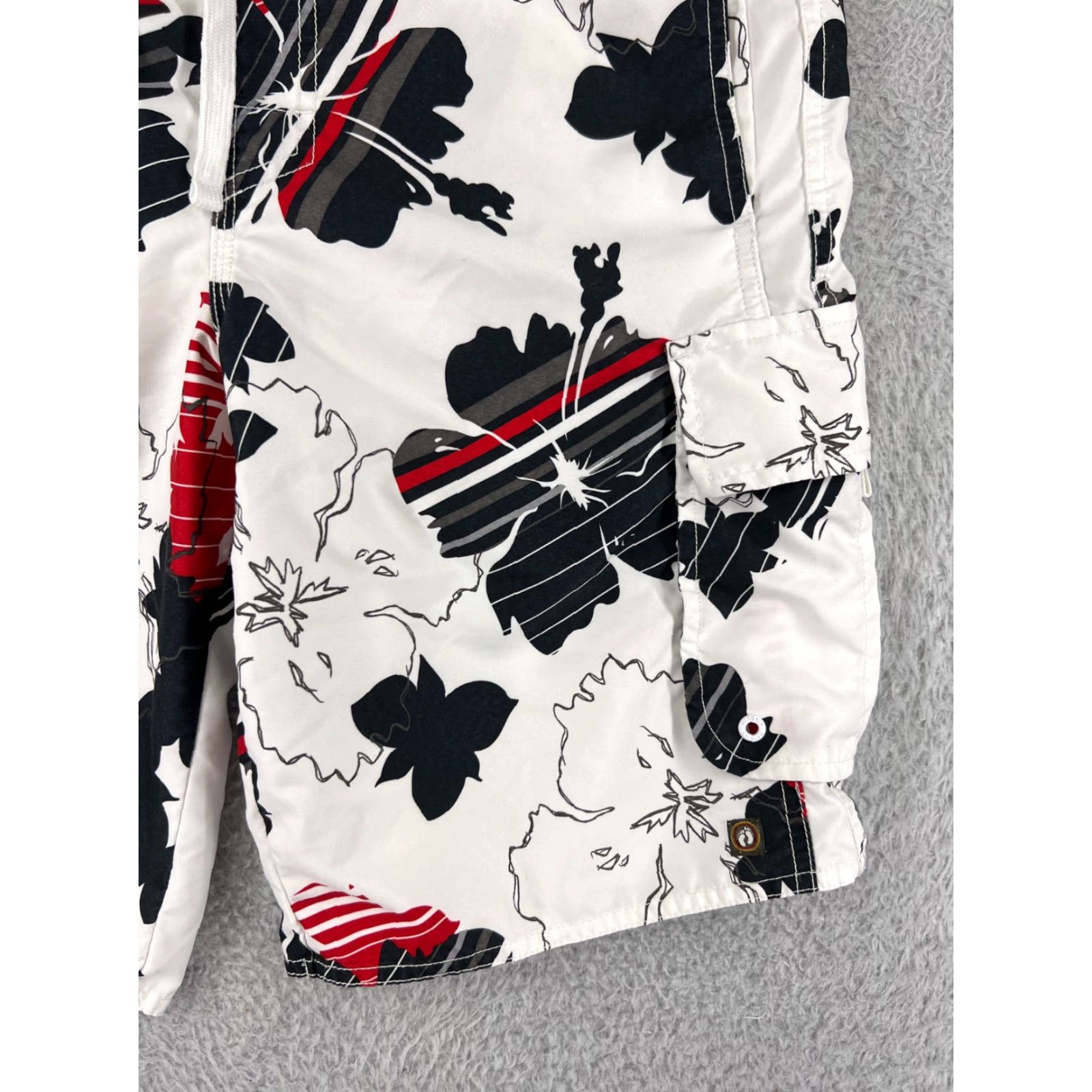 Hang Ten Hang Ten Mens Board Shorts Swim Trunks White Black Red Floral Short S Men’s Black White Red Floral Board Shorts Hang Ten Mens Size US 29 - 6 Thumbnail