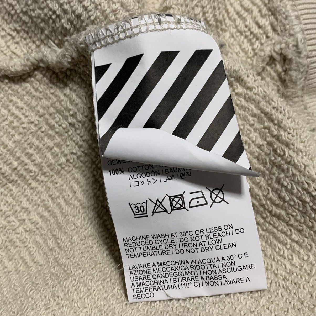 Off-White Off White Medium Bats Print Beige White Sweatshirt Virgil Size US M / EU 48-50 / 2 - 8 Thumbnail