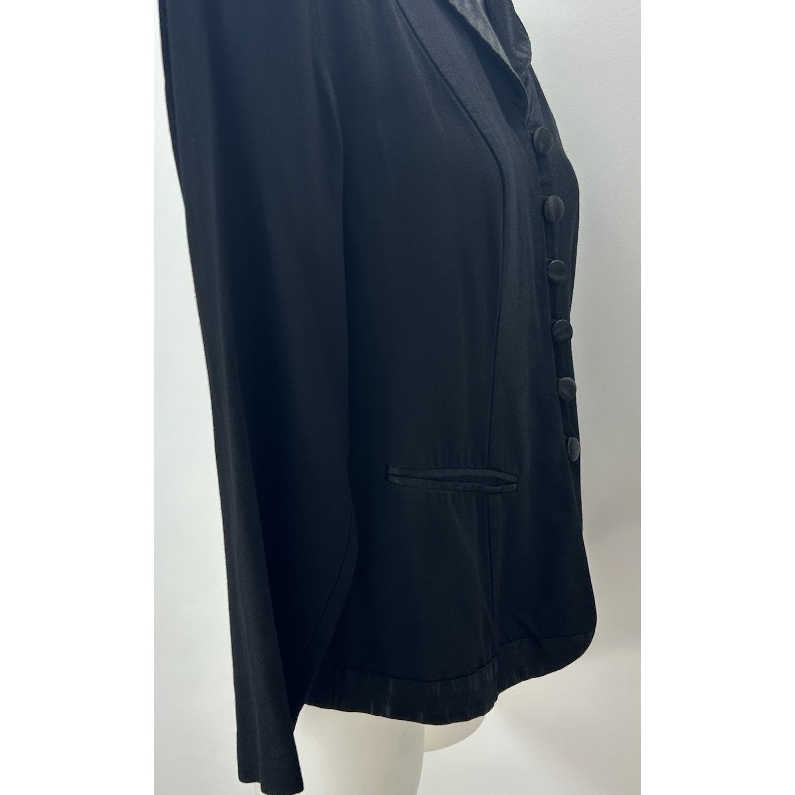 Other STUDIO I petite Black Blazer Top Sz 8 PM Black buttons Size M / US 6-8 / IT 42-44 - 5 Thumbnail