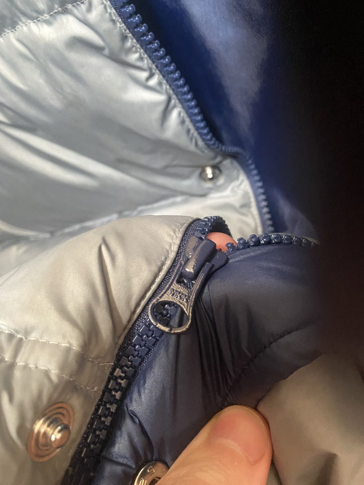 Adidas Adidas puffer jacket Size US L / EU 52-54 / 3 - 10 Thumbnail