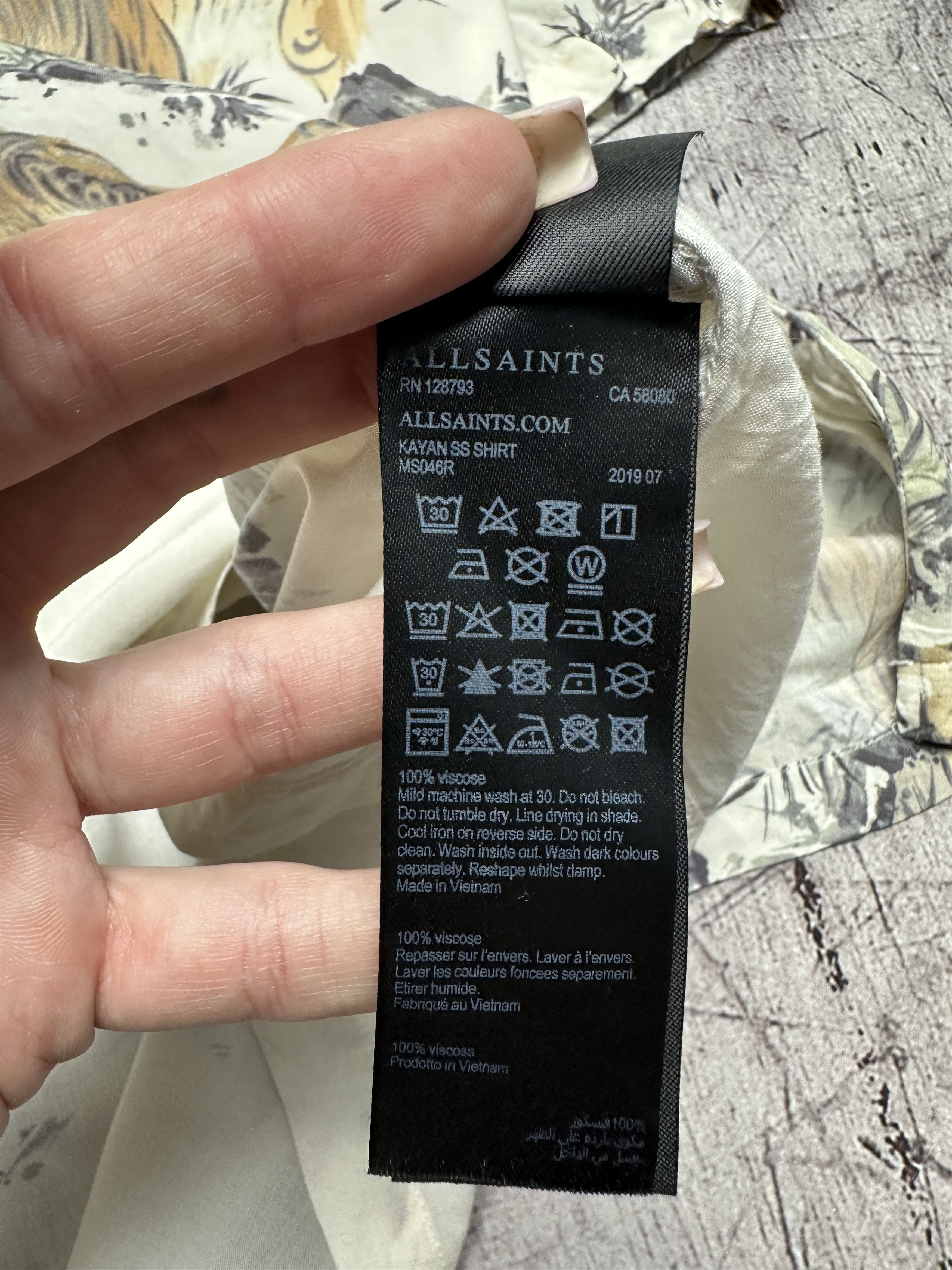Allsaints Allsaints Mens Hawaiian Kayan Short Sleeve Shirt Tiger Size US M / EU 48-50 / 2 - 4 Thumbnail