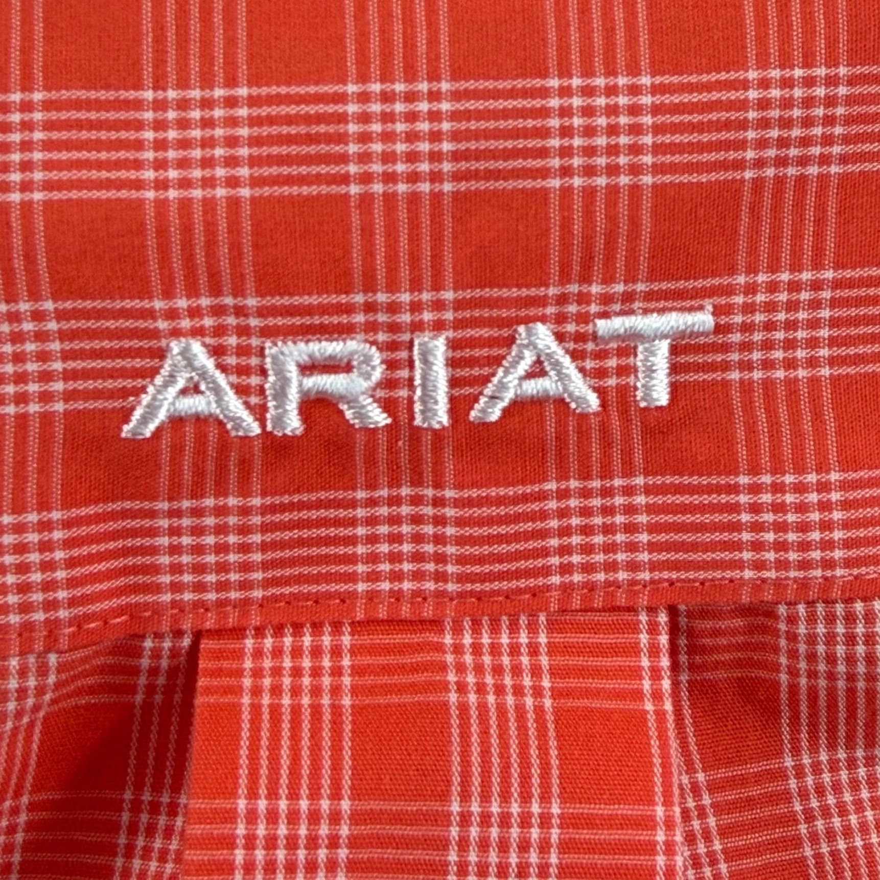 Ariat ARIAT Wrinkle-Free Winston Fitted Shirt Men Medium Flame Coral Plaid Flip Cuffs Size US M / EU 48-50 / 2 - 5 Thumbnail