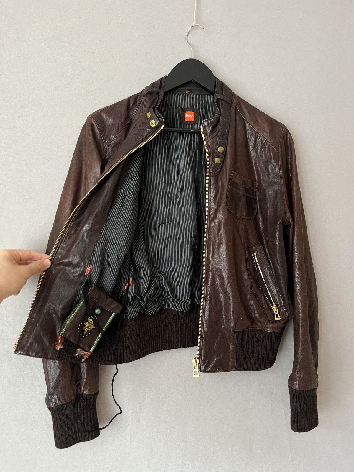 Hugo Boss Hugo Boss Real Leather Brown Bomber Jacket Detachable Pouch Size L / US 10 / IT 46 - 2 Thumbnail