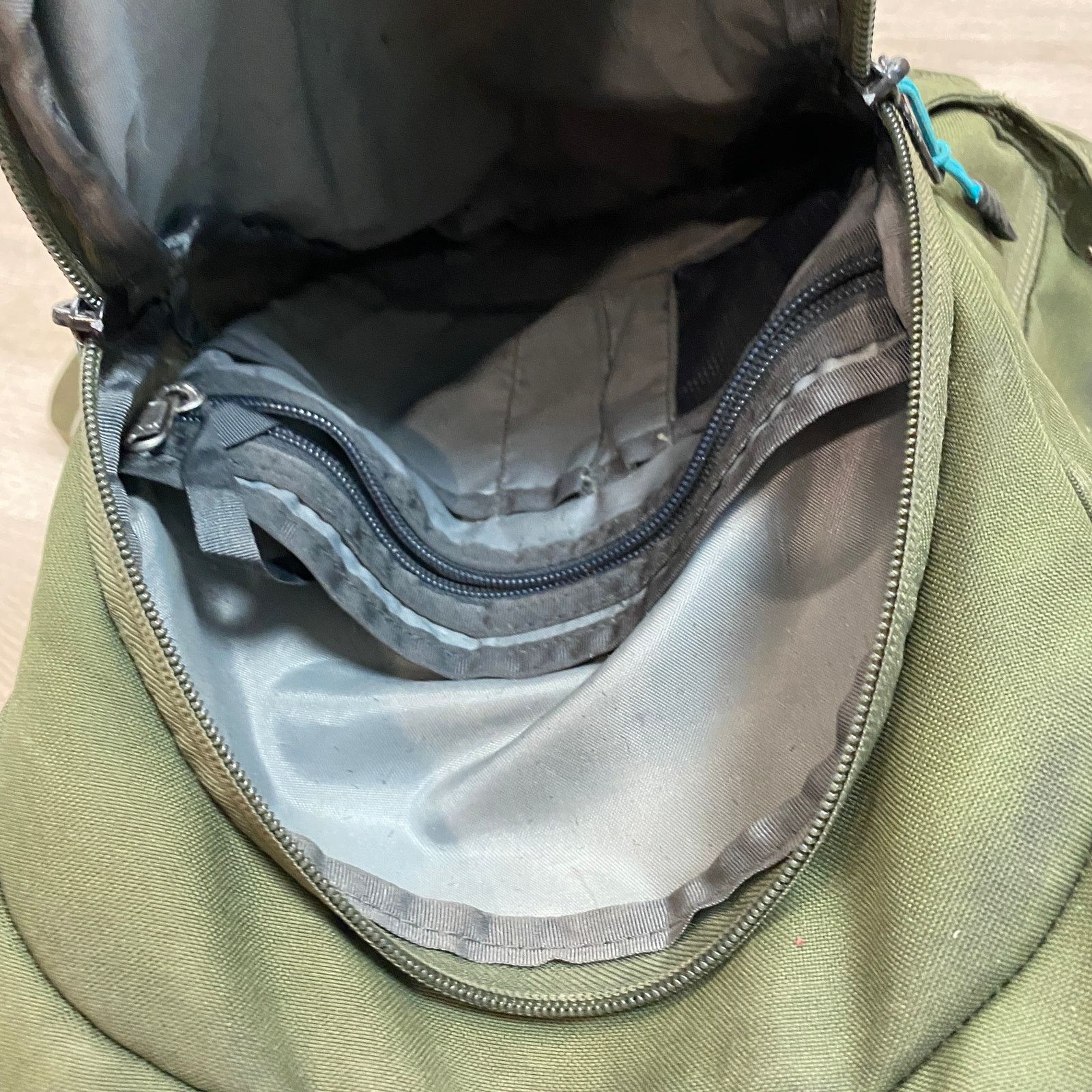 The North Face The North Face Vault Everyday Commuter Backpack Daypack Size ONE SIZE - 16 Thumbnail