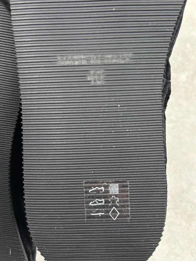 Ann Demeulemeester Ann Demeulemeester Black Velvet High-Top Sneakers Size US 7 / EU 40 - 14 Thumbnail