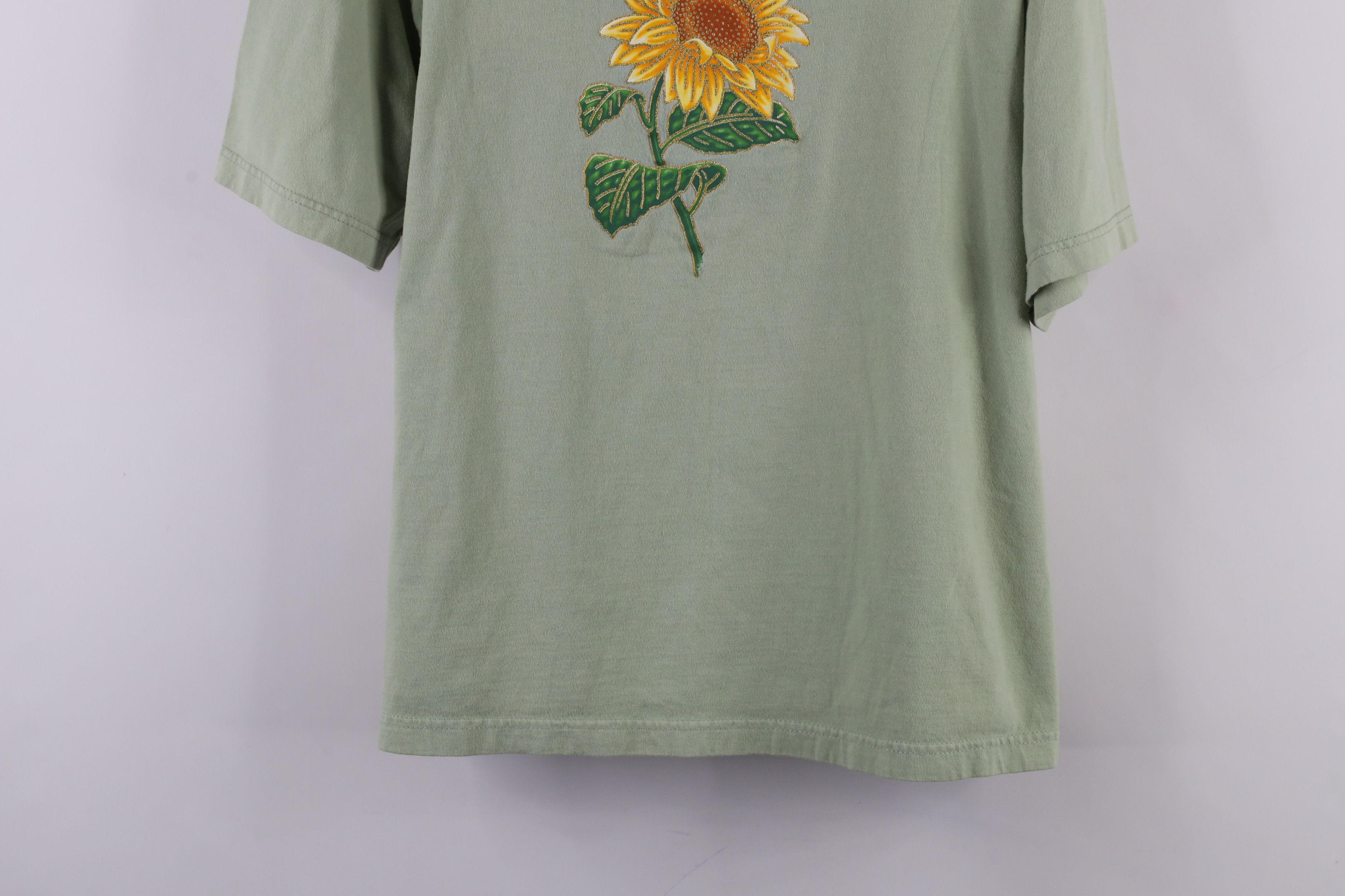 Vintage Vintage 90s Streetwear Nature Sunflower T-Shirt Green USA Size L / US 10 / IT 46 - 3 Thumbnail