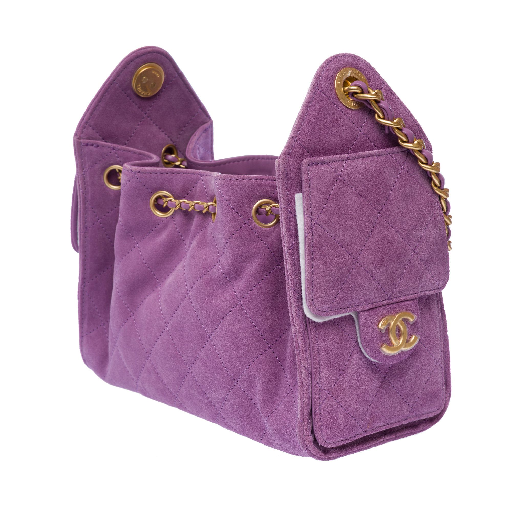 Chanel 25 bag in purple leather