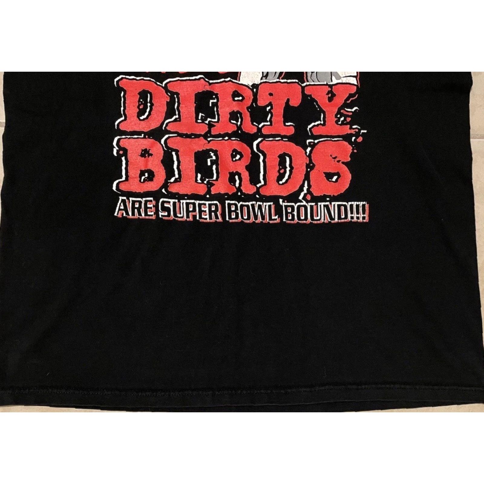 Vintage VINTAGE Atlanta Falcons We Ain’t Falcon Around Faded Super Bowl Shirt XL Black Mens T-Shirt All Over Print 90s Football Joke Swag Size US XL / EU 56 / 4 - 5 Thumbnail