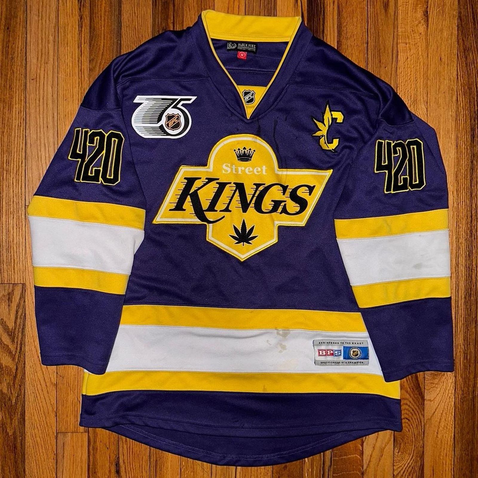 Vintage Black Pike LA Kings Hockey Jersey Street Kings 420 M