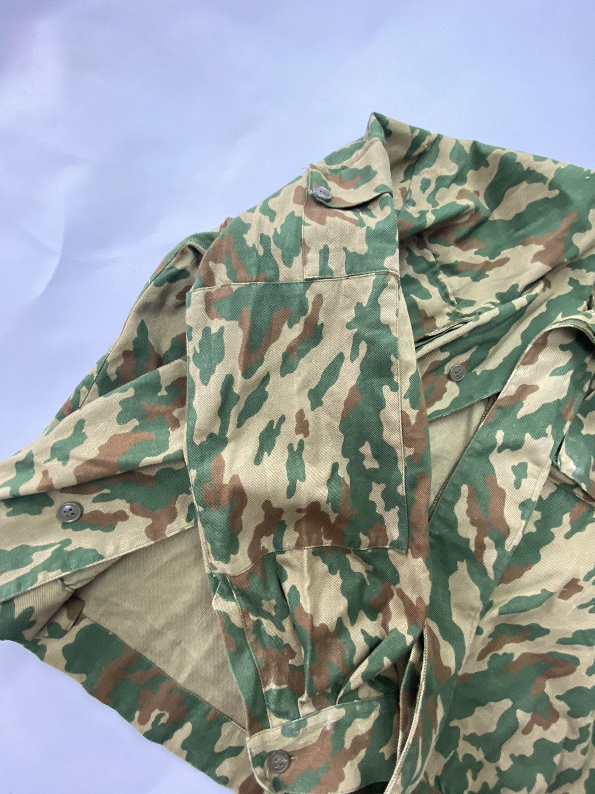 Japanese Brand × Vintage Vintage Military Camouflage Combat Jacket – Oversized Fit Size US L / EU 52-54 / 3 - 8 Thumbnail