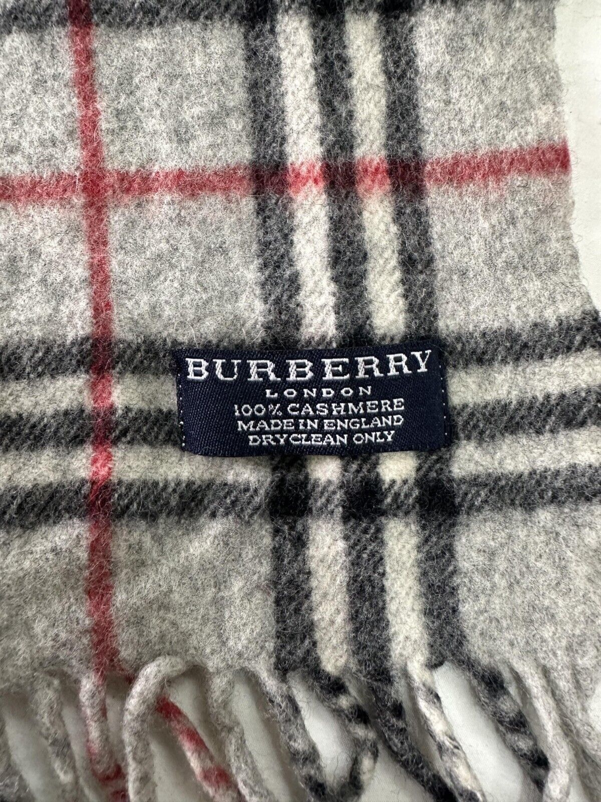 Burberry Burberry Classic Check Grey Unisex Scarf 100% Cashmere Size ONE SIZE - 3 Thumbnail