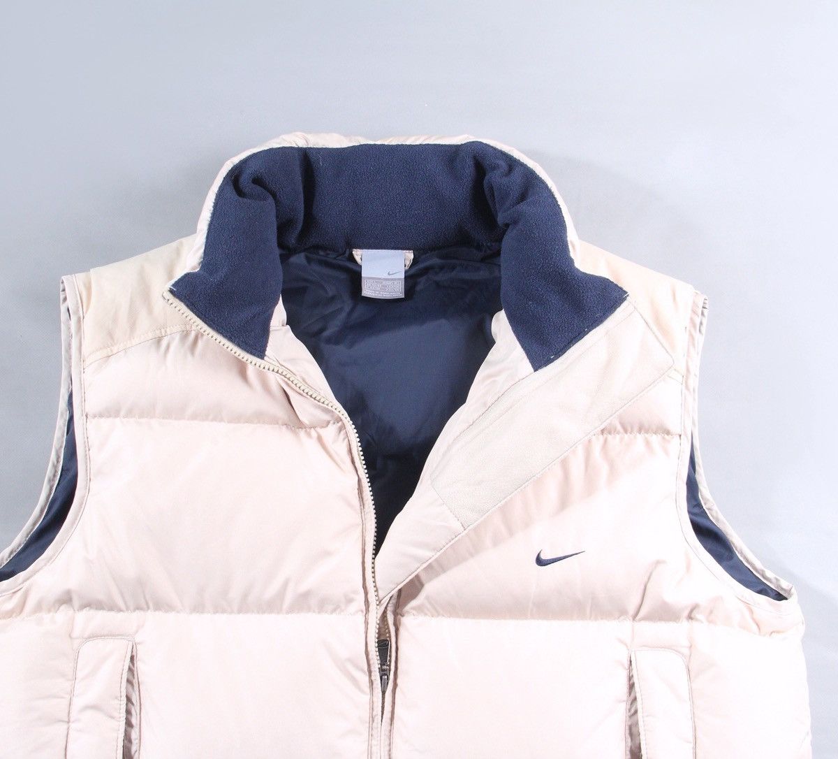 Nike Nike Vintage Goose Down White Gilet Jacket Waistcoat ACG L Size US L / EU 52-54 / 3 - 2 Thumbnail