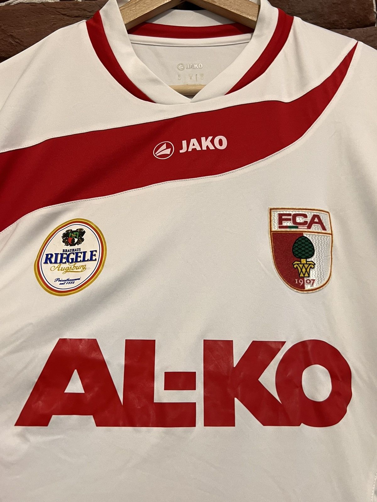 Vintage Rare Vintage Fc Augsburg Germany Bundesleagu Football Jersey Size US M / EU 48-50 / 2 - 4 Thumbnail