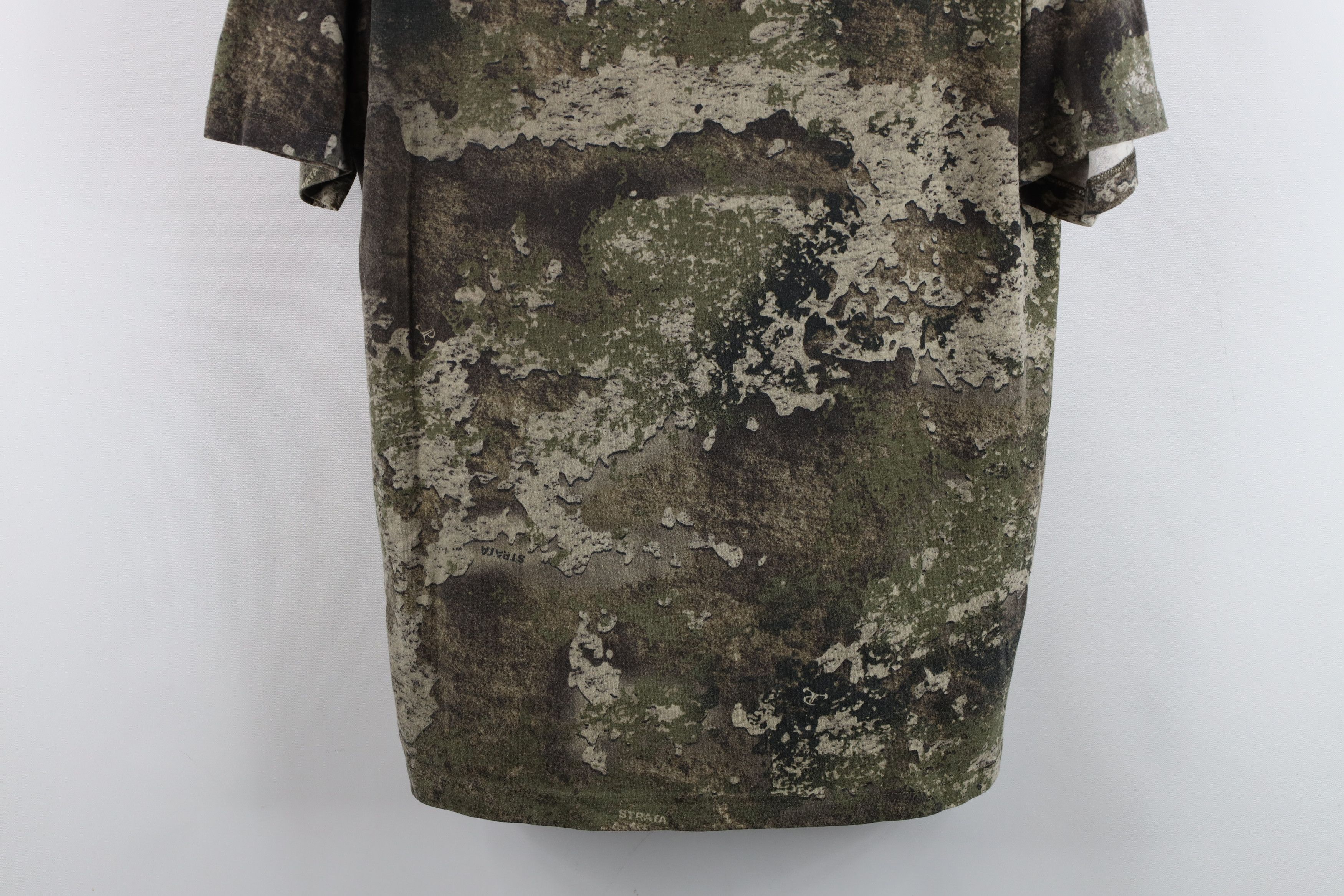 Vintage Vintage Y2K Streetwear Camouflage Short Sleeve T-Shirt Size US M / EU 48-50 / 2 - 3 Thumbnail