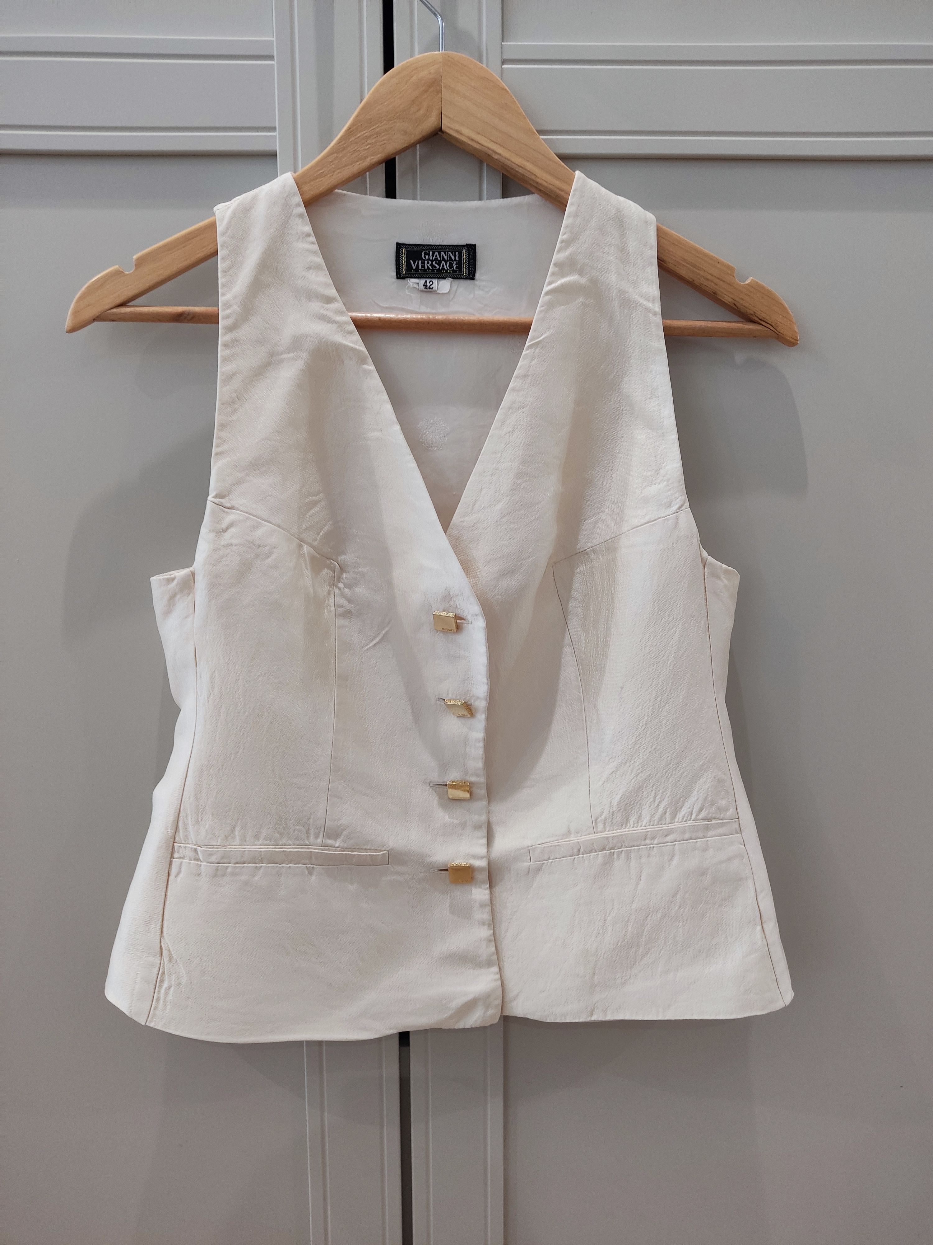 Versace Silk Vest Gianni Versace Size S / US 4 / IT 40 - 3 Thumbnail
