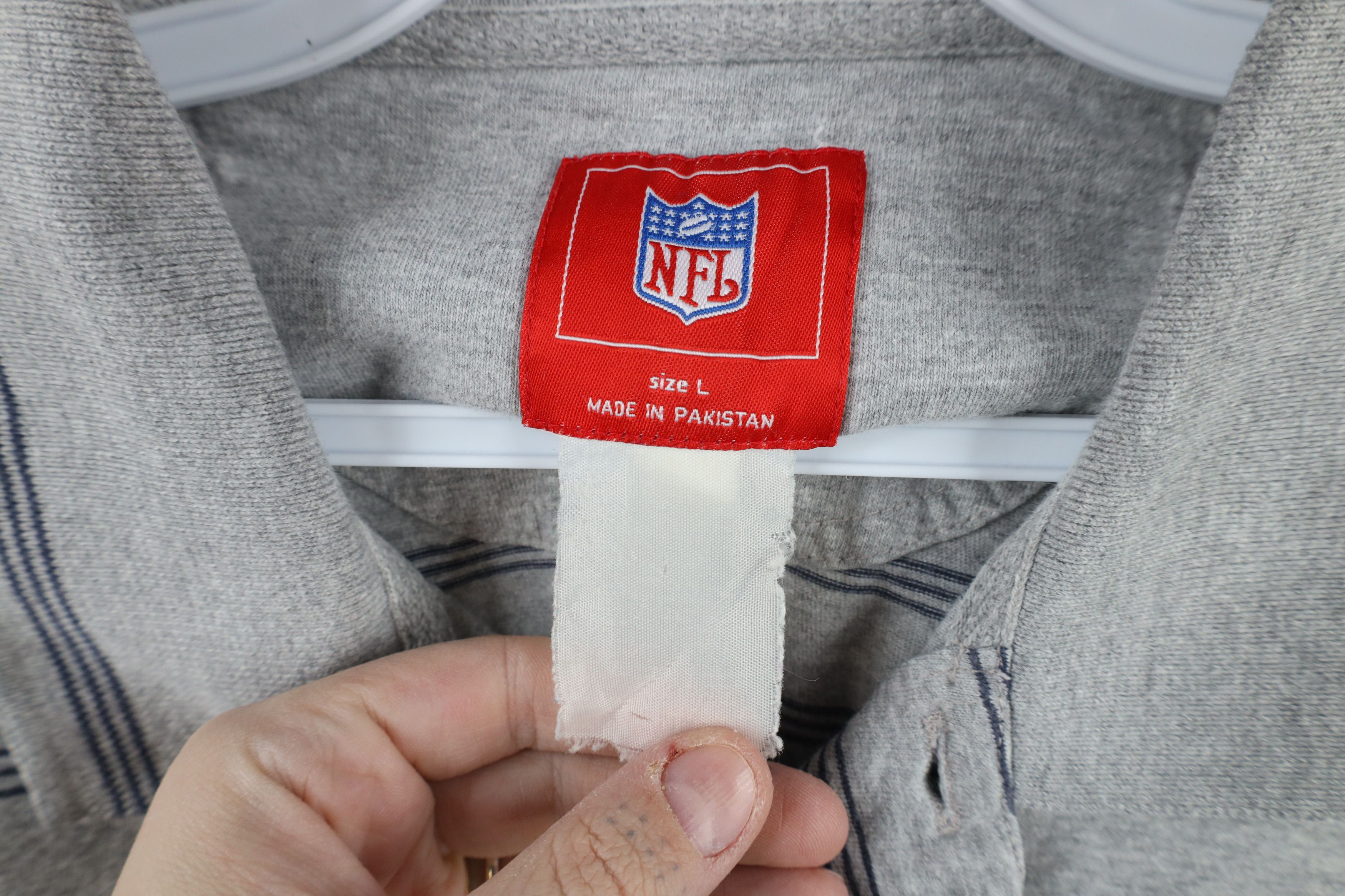 Vintage Vintage NFL Spell Out Buffalo Bills Football Polo Shirt Size US L / EU 52-54 / 3 - 5 Thumbnail